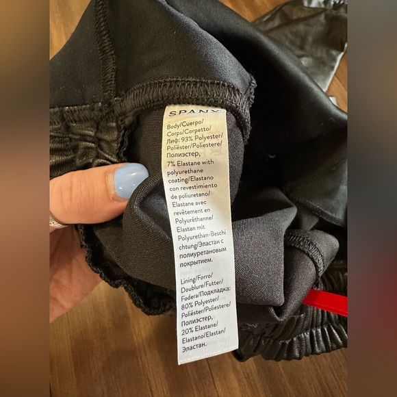 SPANX® Leather-Like Jogger black 
Size small
Like new
Style 20283R - Picture 4 of 10